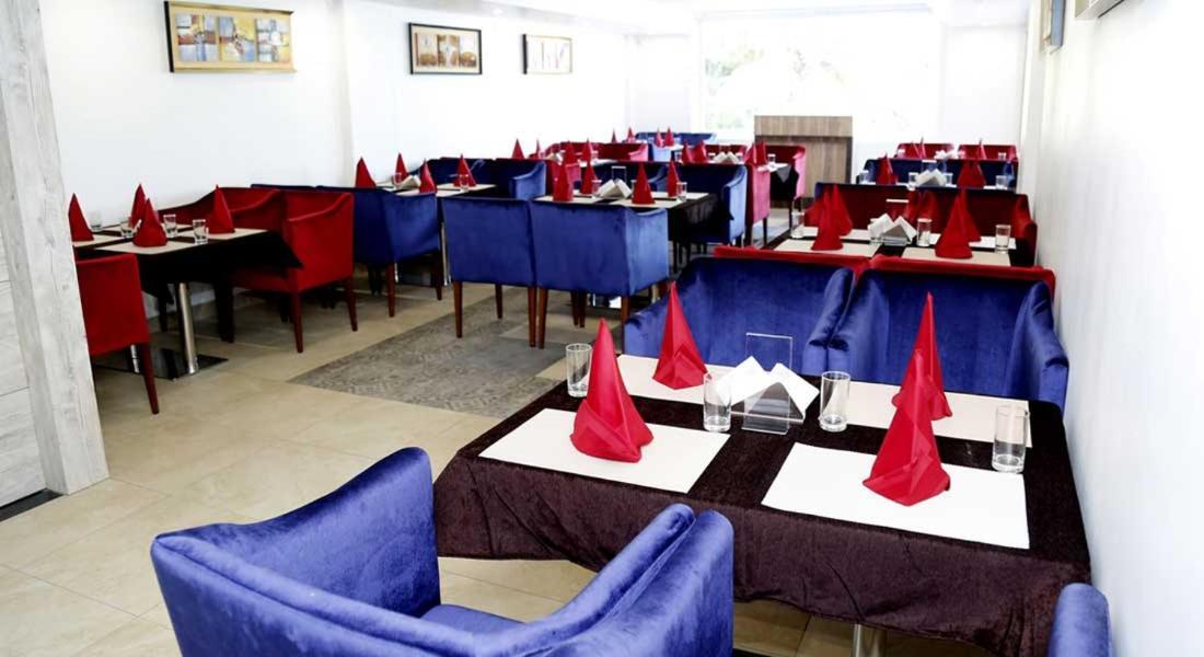 Hôtel Nakshatra Palace à Kânyâkumârî Extérieur photo